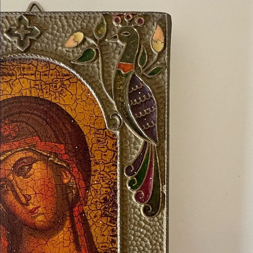 Icon of the Virgin Mary, Mother of God in Metal Cloisonné Peacock Enamel Frame - Picture 6 of 8
